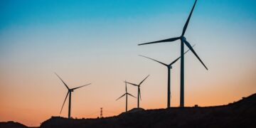 Three Gorges Corp. to add wind and solar power to capacity