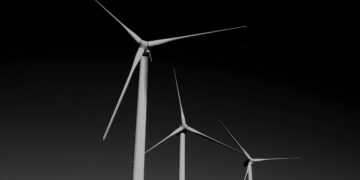 The energy transition has a positive effect on the economy and successfully supports it, and it can be said that it determines the process of economic transition.