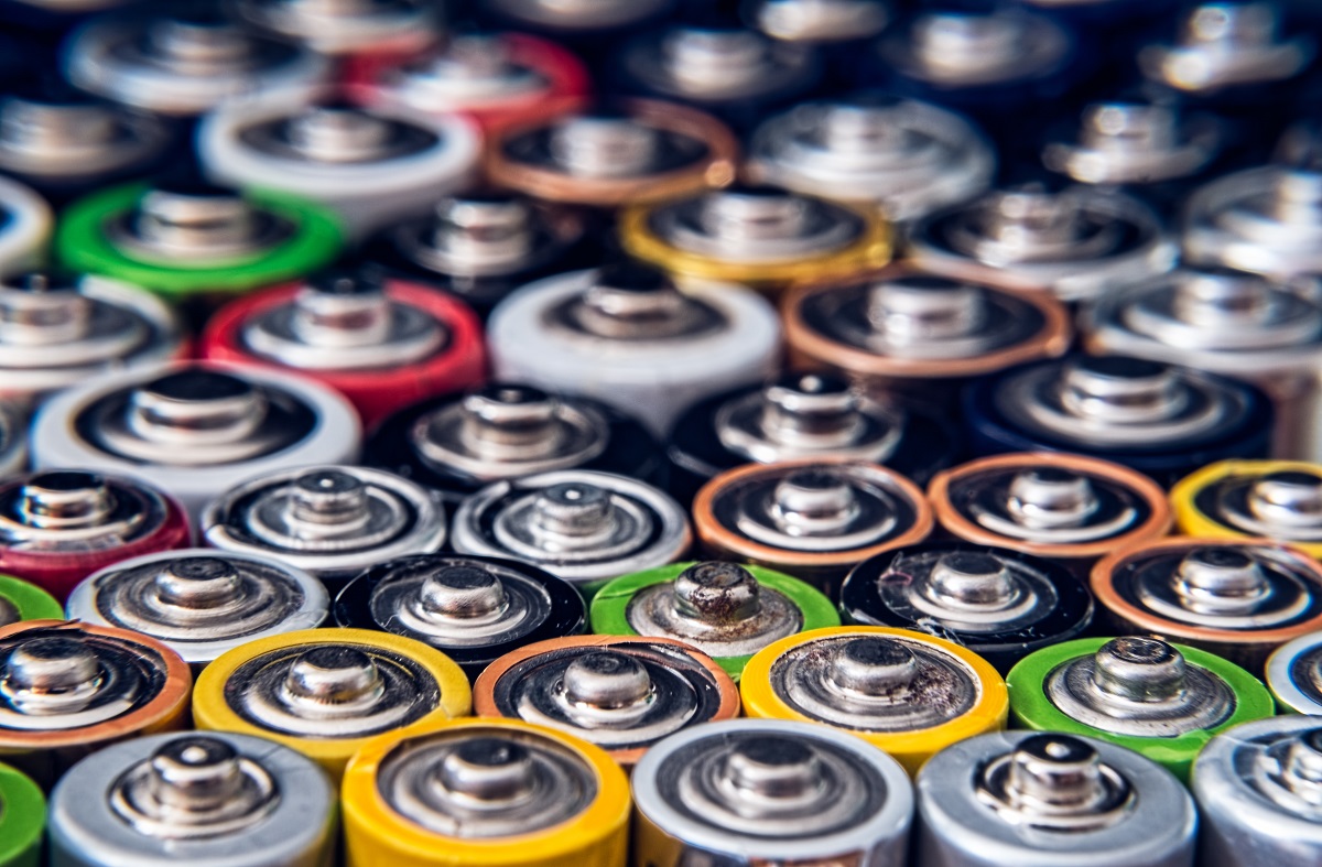 U.S. startup is creating rust-powered batteries, claiming that its low-cost technology can store energy created by renewable solar and wind.