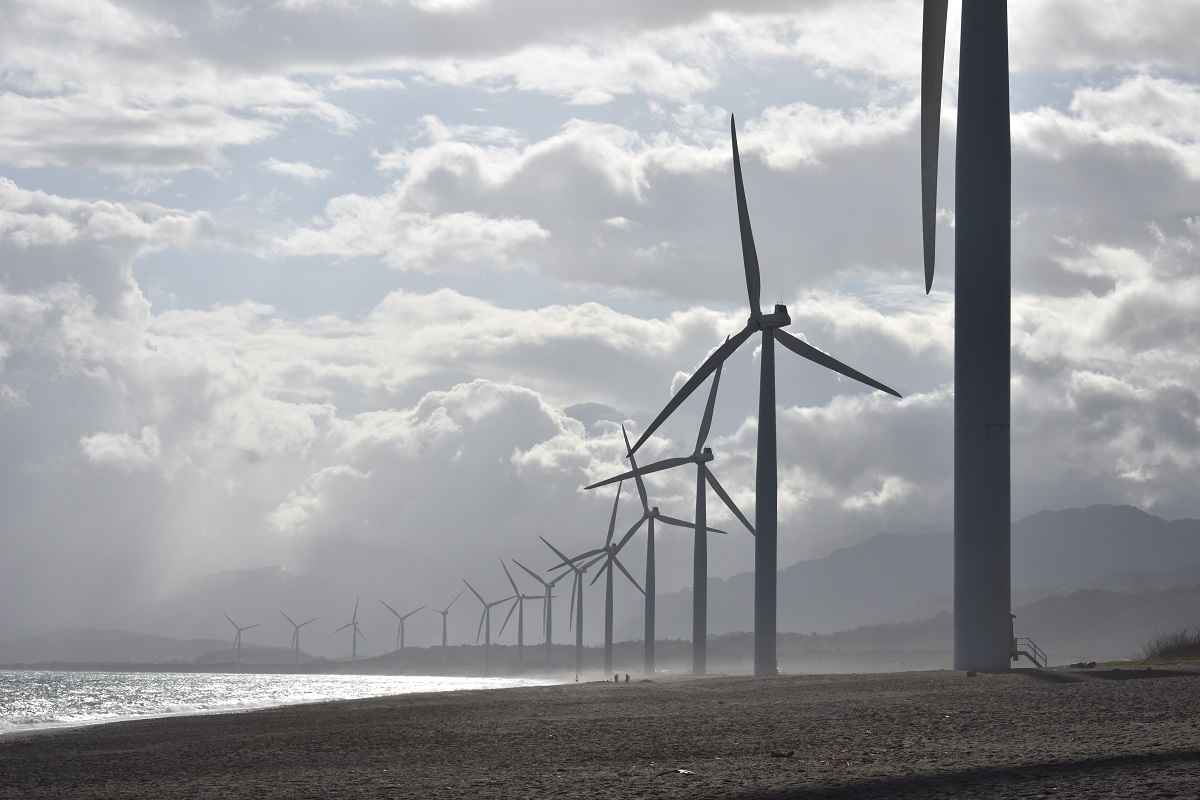 investments in renewable energy/wind energy stocks