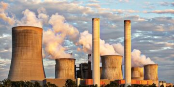 The International Energy Agency (IEA), in its new annual Nuclear Power report, asked if nuclear power is enjoying a new dawn amid the global energy crisis and the need to reduce dependence on fossil fuels.