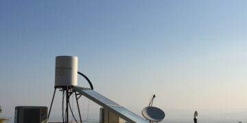 Israel invests in renewable energy sources