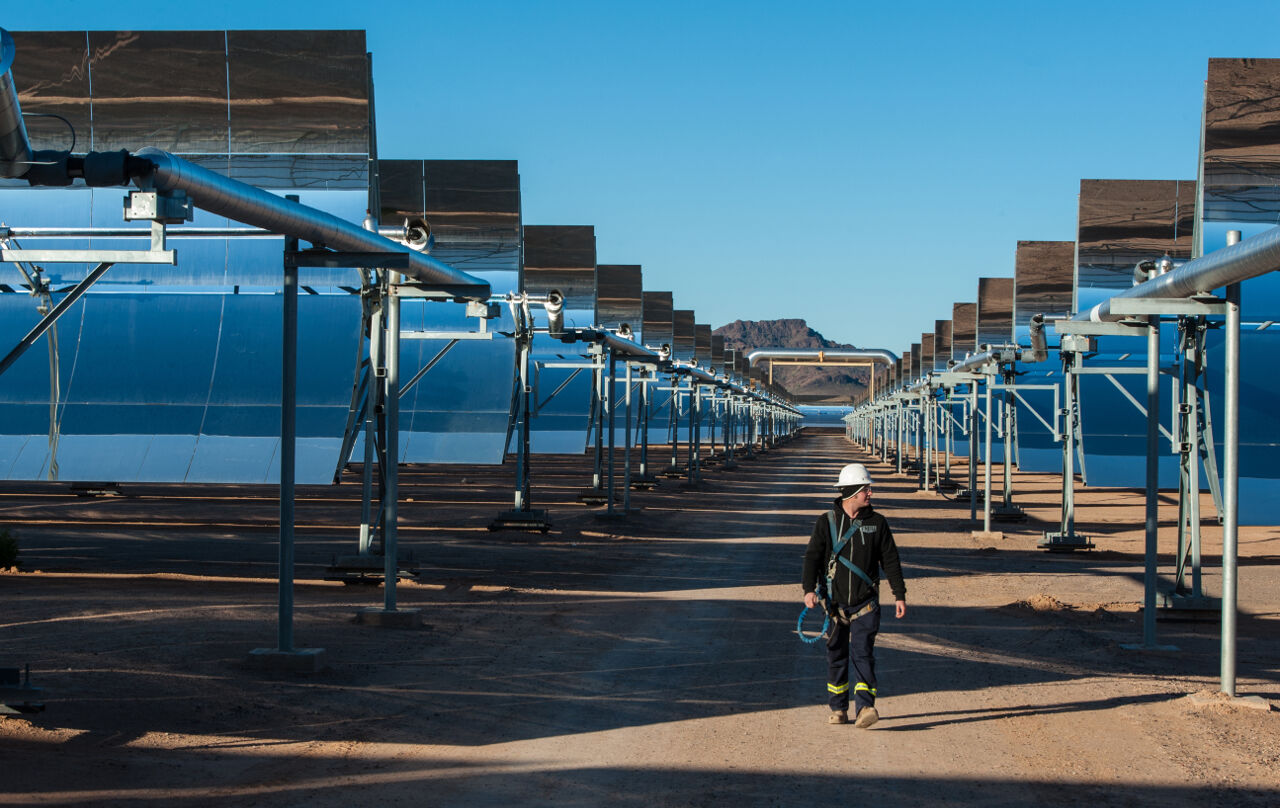 Abengoa creates the two most popular commercial solar thermal technologies