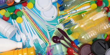 No more plastic tax in Israel despite environment improvements