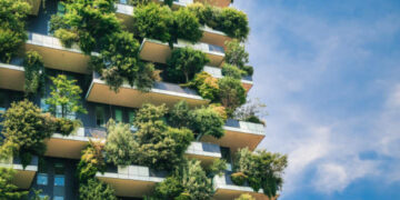 Green buildings and sustainable living in overcrowded cities