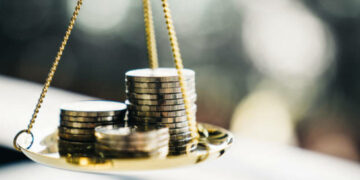 Sustainability financing: Clean energy vs fossil fuels